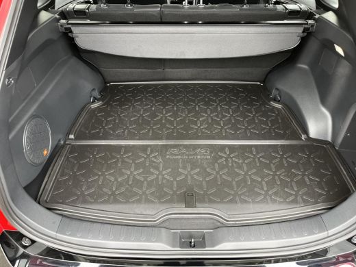 Toyota RAV4 2.5 Plug-in Hybrid AWD GR SPORT | Navigatie | Carplay | Elektrische voorstoelen | Stoel- + achter... ActivLease financial lease