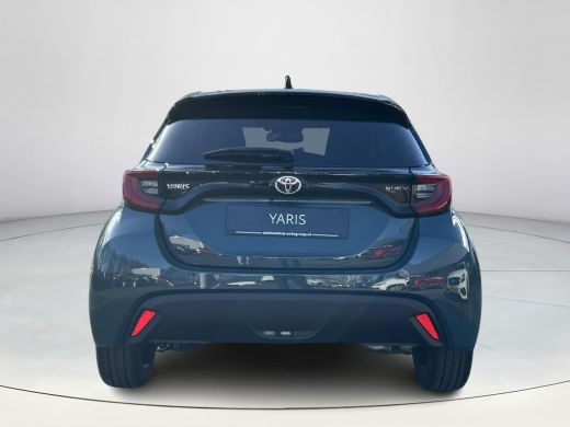 Toyota Yaris 1.5 Hybrid 115 Dynamic ActivLease financial lease