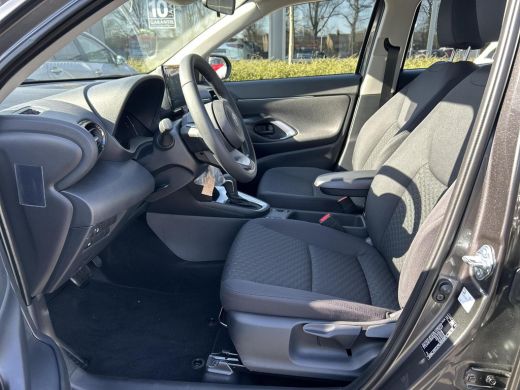 Toyota Yaris Cross 1.5 Hybrid 115 Active ActivLease financial lease