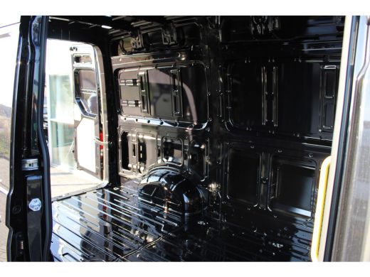 Volkswagen Crafter BPM VRIJ | Exclusive | L3 | 177 PK | Automaat | Full Led | Navi | PDC | Achteruitrijcamera ActivLease financial lease