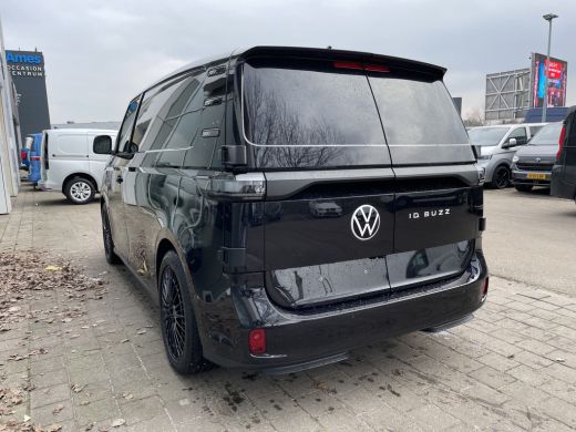 Volkswagen ID. Buzz Cargo Black edition 77 kWh | 204 Pk | Achterdeuren | App Connect | Camera | PDC ActivLease financial lease
