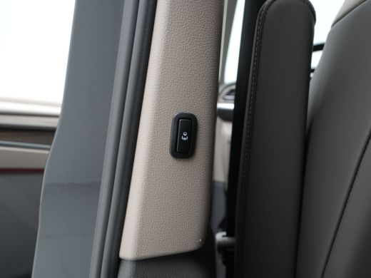Volkswagen Multivan 1.4 eHybrid 218pk L2H1 Style DSG Navigatie Leder Camera El. Schuifdeuren ActivLease financial lease