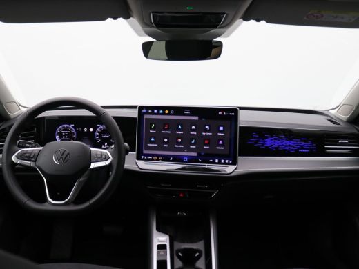 Volkswagen Passat Variant 1.5 eTSI Elegance Business 150PK DSG Adaptieve Cruise Controle, Head-Up Display, Side Ass... ActivLease financial lease