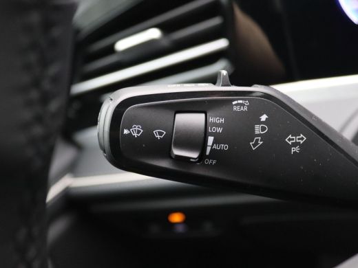 Volkswagen Passat Variant 1.5 eTSI Elegance Business 150PK DSG Adaptieve Cruise Controle, Head-Up Display, Side Ass... ActivLease financial lease
