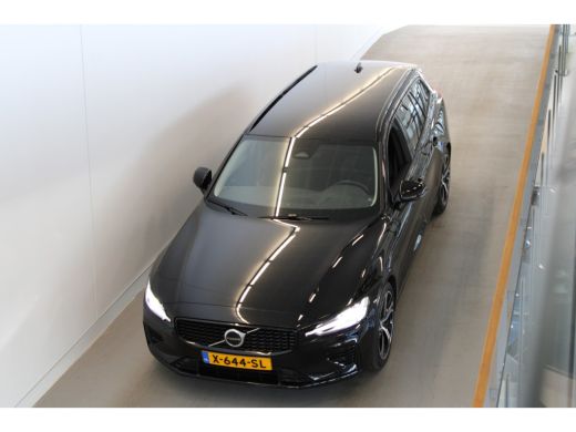 Volvo  V60 Volvo T6 350PK AWD Plus Dark | Keyless Entry | 19'' | Getint Glas ActivLease financial lease