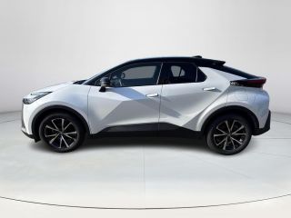 Toyota C-HR 2.0 Hybrid 200 Dynamic **DODEHOEK DETECTIE/ STOEL EN STUURWIELVERWARMING/ ADAPTIEF CRUISE CONTROL**