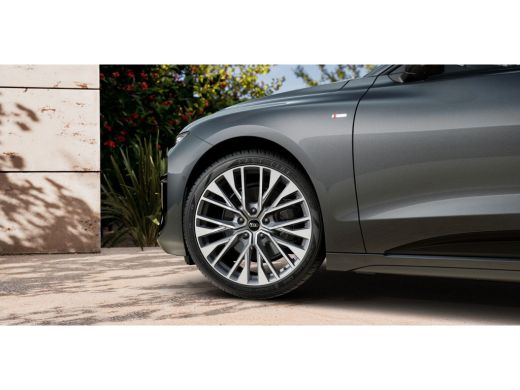 Audi A6 e-tron Avant S edition 83 kWh | Trekhaak | Tech Plus | 21" ActivLease financial lease