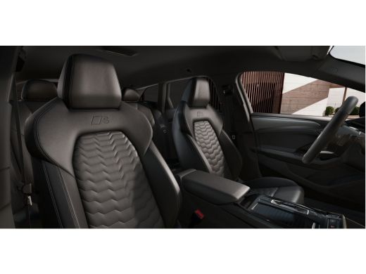 Audi A6 e-tron Avant S edition 83 kWh | Trekhaak | Tech Plus | 21" ActivLease financial lease