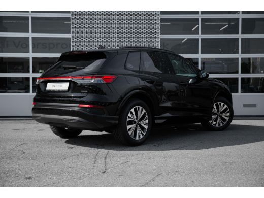 Audi Q4 e-tron 45 quattro Advanced edition 82 kWh | Assistentiepakket plus | Zwart optiek | Privacy glass ActivLease financial lease