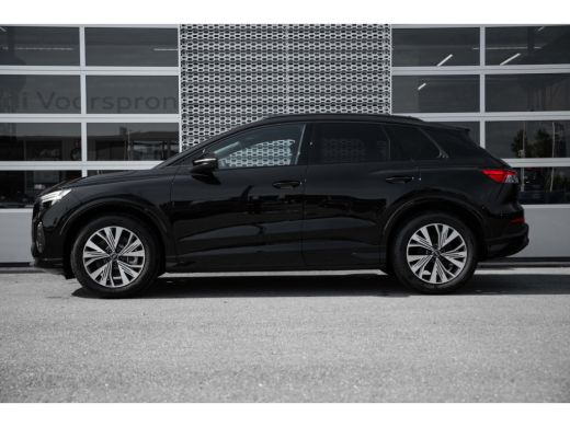 Audi Q4 e-tron 45 quattro Advanced edition 82 kWh | Assistentiepakket plus | Zwart optiek | Privacy glass ActivLease financial lease