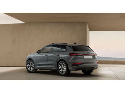 Audi Q4 e-tron 45 quattro Advanced edition 82 kWh | Trekhaak | Assistentiepakket plus | Zwart optiek | Privacy g... ActivLease financial lease