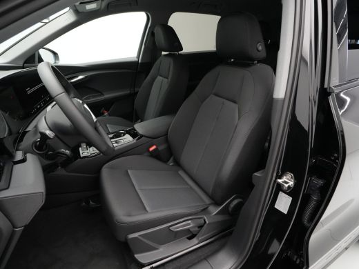 Audi Q6 e-tron edition 83 kWh Navigatie Carplay Acc Pdc Sideassist ActivLease financial lease