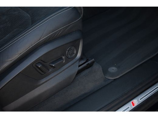 Audi Q7 55 TFSI e quattro S-Line Pano Trekh ACC B&O 360 21inch ActivLease financial lease