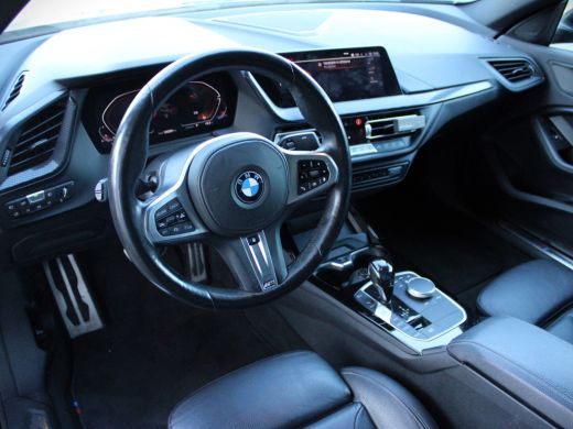 BMW 2 Serie Gran Coupé 218i High Executive NL AUTO | PANO | LEDER | STUURWIELVERW | CAMERA | ActivLease financial lease