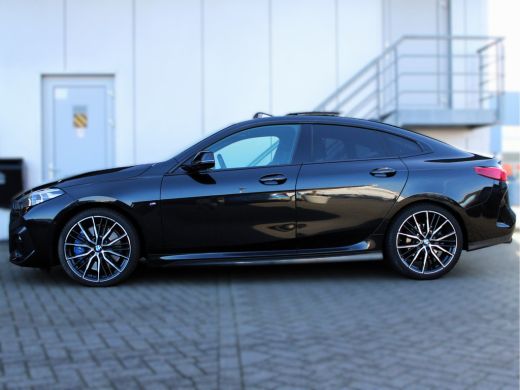BMW 2 Serie Gran Coupé 218i High Executive NL AUTO | PANO | LEDER | STUURWIELVERW | CAMERA | ActivLease financial lease