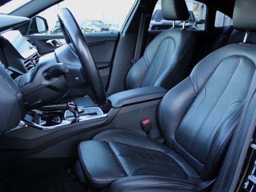 BMW 2 Serie Gran Coupé 218i High Executive NL AUTO | PANO | LEDER | STUURWIELVERW | CAMERA | ActivLease financial lease