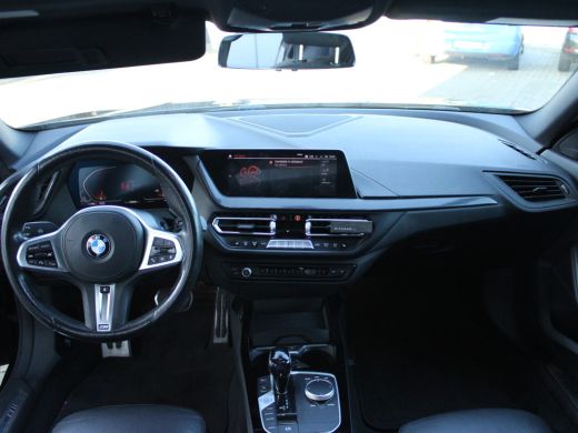 BMW 2 Serie Gran Coupé 218i High Executive NL AUTO | PANO | LEDER | STUURWIELVERW | CAMERA | ActivLease financial lease