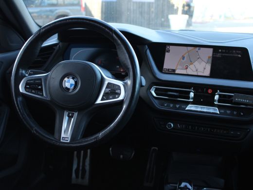 BMW 2 Serie Gran Coupé 218i High Executive NL AUTO | PANO | LEDER | STUURWIELVERW | CAMERA | ActivLease financial lease