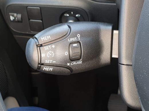 Citroën C3 1.2 PureTech Plus | Airco (automatisch) | Bestuurdersstoel in hoogte verstelbaar | Cruise control ActivLease financial lease