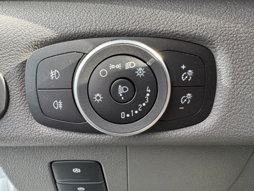 Ford E-Transit 350 L2H2 Trend 68 kWh ActivLease financial lease