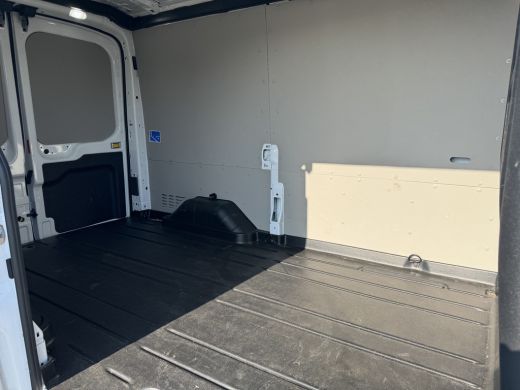 Ford E-Transit 350 L2H2 Trend 68 kWh ActivLease financial lease