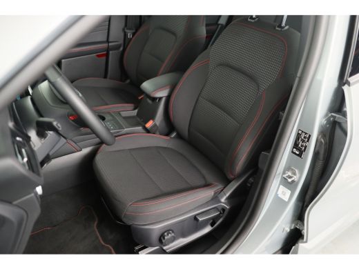 Ford Kuga 2.5 PHEV ST-Line | Navigatie | Camera | Keyless | Climate Control | Parkeersensoren V+A | Lichtme... ActivLease financial lease