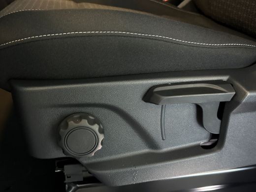 Ford Transit Custom 300 2.0 TDCI L2H1 Trend 136PK | Handgeschakeld | App Connect | digitale cockpit Neem contact met ... ActivLease financial lease