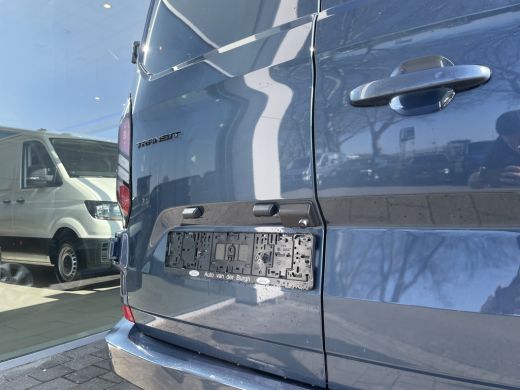 Ford Transit Custom 300 2.0 TDCI L2H1 Limited 150PK hand ActivLease financial lease