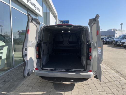 Ford Transit Custom 300 2.0 TDCI L2H1 Limited 150PK handgeschakeld ActivLease financial lease