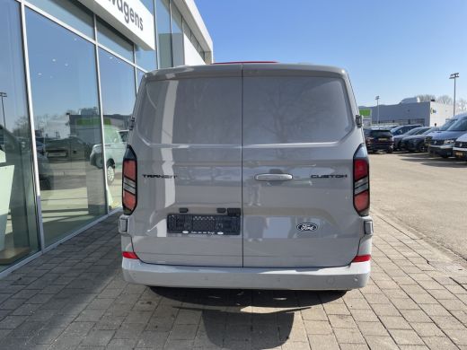 Ford Transit Custom 300 2.0 TDCI L2H1 Limited 150PK handgeschakeld ActivLease financial lease