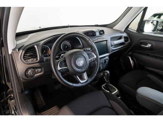 Jeep Renegade Jeep 1.5T e-Hybrid Altitude Automaat | Winter Pakket | Tech Pack | 19 Inch Lichtmetaal | Navigati... ActivLease financial lease