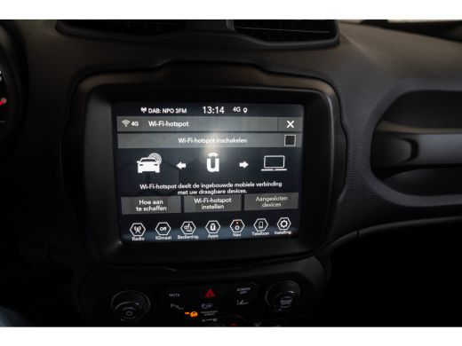 Jeep Renegade Jeep 1.5T e-Hybrid Altitude Automaat | Winter Pakket | Tech Pack | 19 Inch Lichtmetaal | Navigati... ActivLease financial lease