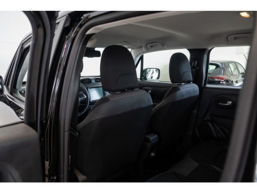 Jeep Renegade Jeep 1.5T e-Hybrid Altitude Automaat | Winter Pakket | Tech Pack | 19 Inch Lichtmetaal | Navigati... ActivLease financial lease