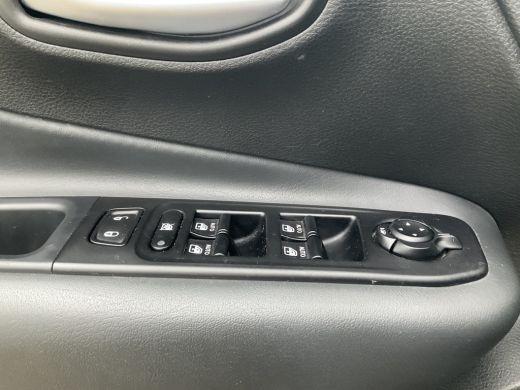 Jeep Renegade 4xe 259 Plug-in Hybrid Adaptive-Cruise Carplay-Navi PHEV Hoge zit ActivLease financial lease