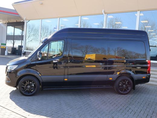 Mercedes Sprinter 319 CDI 190 PK AUT9 L2H2 + 18 INCH | LED | APPLE CARPLAY | SIDEBARS | CAMERA | ADAPTIVE CRUISE ActivLease financial lease