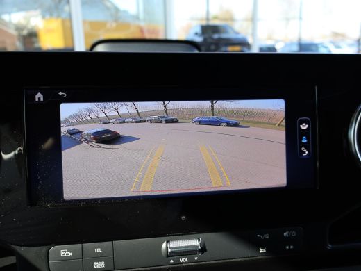 Mercedes Sprinter 319 CDI 190 PK AUT9 L2H2 + 18 INCH | LED | APPLE CARPLAY | SIDEBARS | CAMERA | ADAPTIVE CRUISE ActivLease financial lease