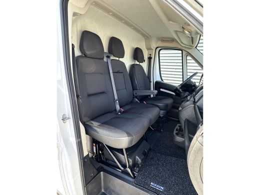 Peugeot Boxer 2.2 BlueHDi 120 L2H2 Trekhaak dealer onderh. 1ste eigenaar ActivLease financial lease