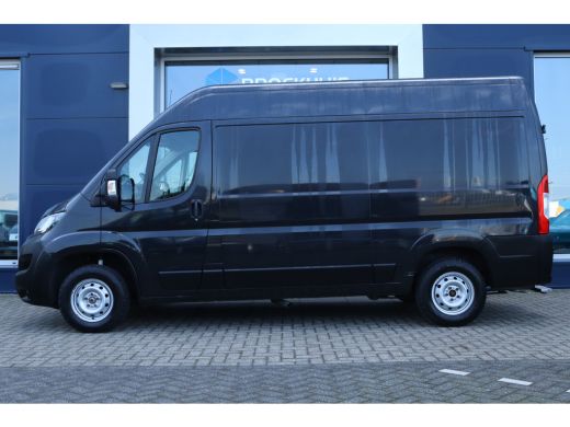 Peugeot Boxer 333 2.2 BlueHDi 140 L2H2 Premium | Camera | Trehaak | Cruise Control | Navi | Carplay | Airco | PDC ActivLease financial lease