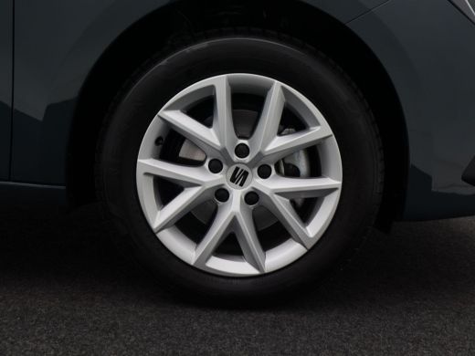 Seat Leon Style 1.5 TSi 115pk | Climate Controle | 17 Inch | CarPlay | Parkeersensoren | 5.798 Km!! ActivLease financial lease
