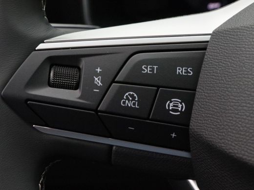 Seat Leon Style 1.5 TSi 115pk | Climate Controle | 17 Inch | CarPlay | Parkeersensoren | 5.798 Km!! ActivLease financial lease