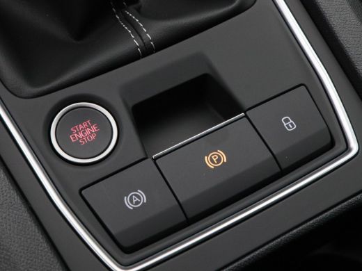 Seat Leon Style 1.5 TSi 115pk | Climate Controle | 17 Inch | CarPlay | Parkeersensoren | 5.798 Km!! ActivLease financial lease