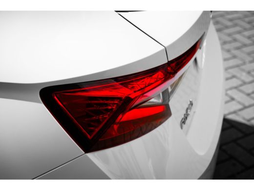 Skoda Fabia Selection Inclusief €3000,- inruilvoordeel | Airconditioning | Cruise control met speedlimiter | ... ActivLease financial lease