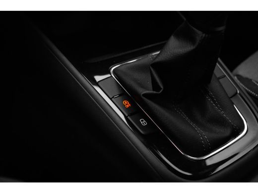 Skoda Fabia Selection Inclusief €3000,- inruilvoordeel | Airconditioning | Cruise control met speedlimiter | ... ActivLease financial lease