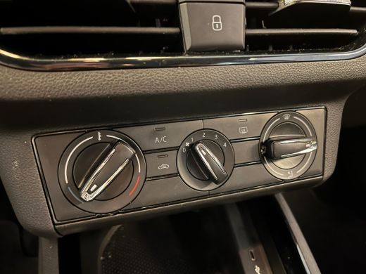 Skoda Kamiq 1.0 TSI Ambition | Apple Carplay | Airco | LM 16" | Cruise Control | ActivLease financial lease