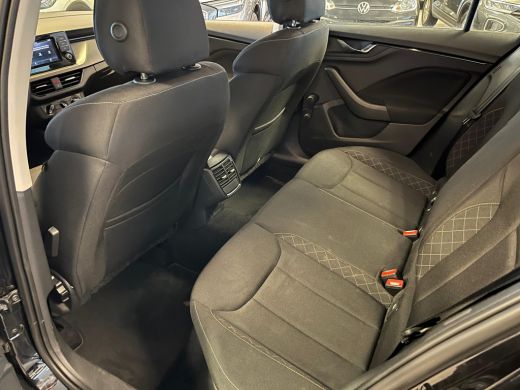 Skoda Kamiq 1.0 TSI Ambition | Apple Carplay | Airco | LM 16" | Cruise Control | ActivLease financial lease
