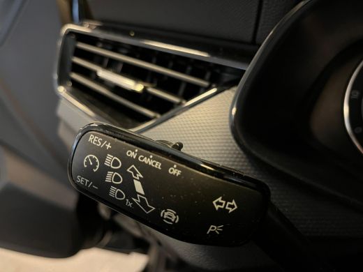 Skoda Kamiq 1.0 TSI Ambition | Apple Carplay | Airco | LM 16" | Cruise Control | ActivLease financial lease