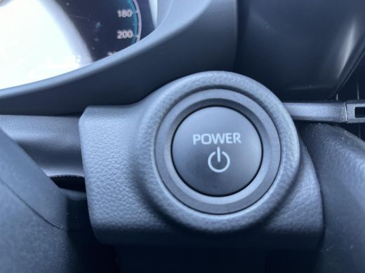 Toyota C-HR 2.0 Plug-in Hybrid 220 Executive | Nieuw te bestellen | ActivLease financial lease