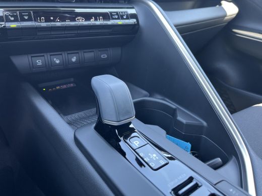 Toyota C-HR 2.0 Plug-in Hybrid 220 Executive | Nieuw te bestellen | ActivLease financial lease