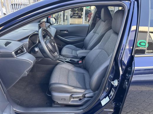 Toyota Corolla Touring Sports 1.8 Hybrid First Edition | 06-10141018 Voor meer informatie ActivLease financial lease