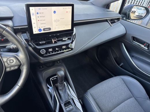 Toyota Corolla Touring Sports 1.8 Hybrid First Edition | 06-10141018 Voor meer informatie ActivLease financial lease